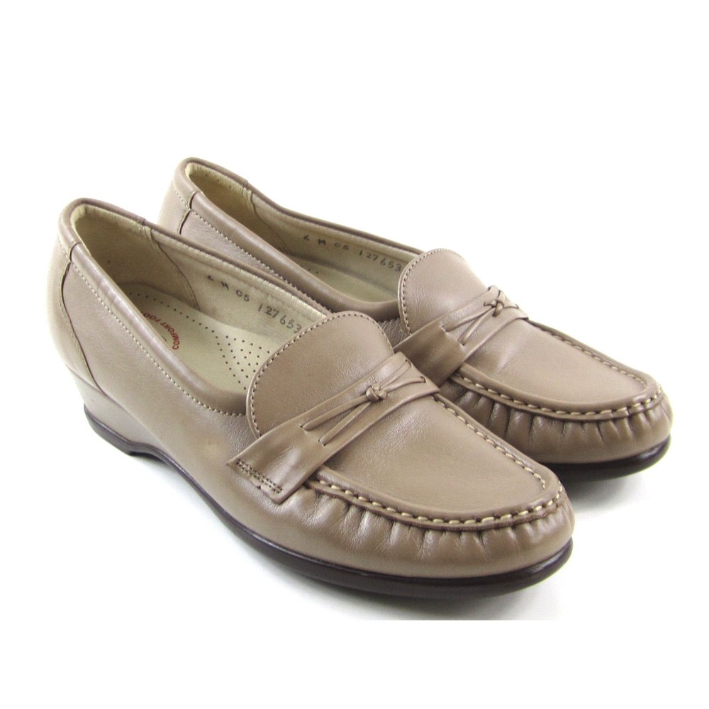 SAS Women's Beige Leather Comfort Casual Dress Flat Loafer Shoes Size 6 M